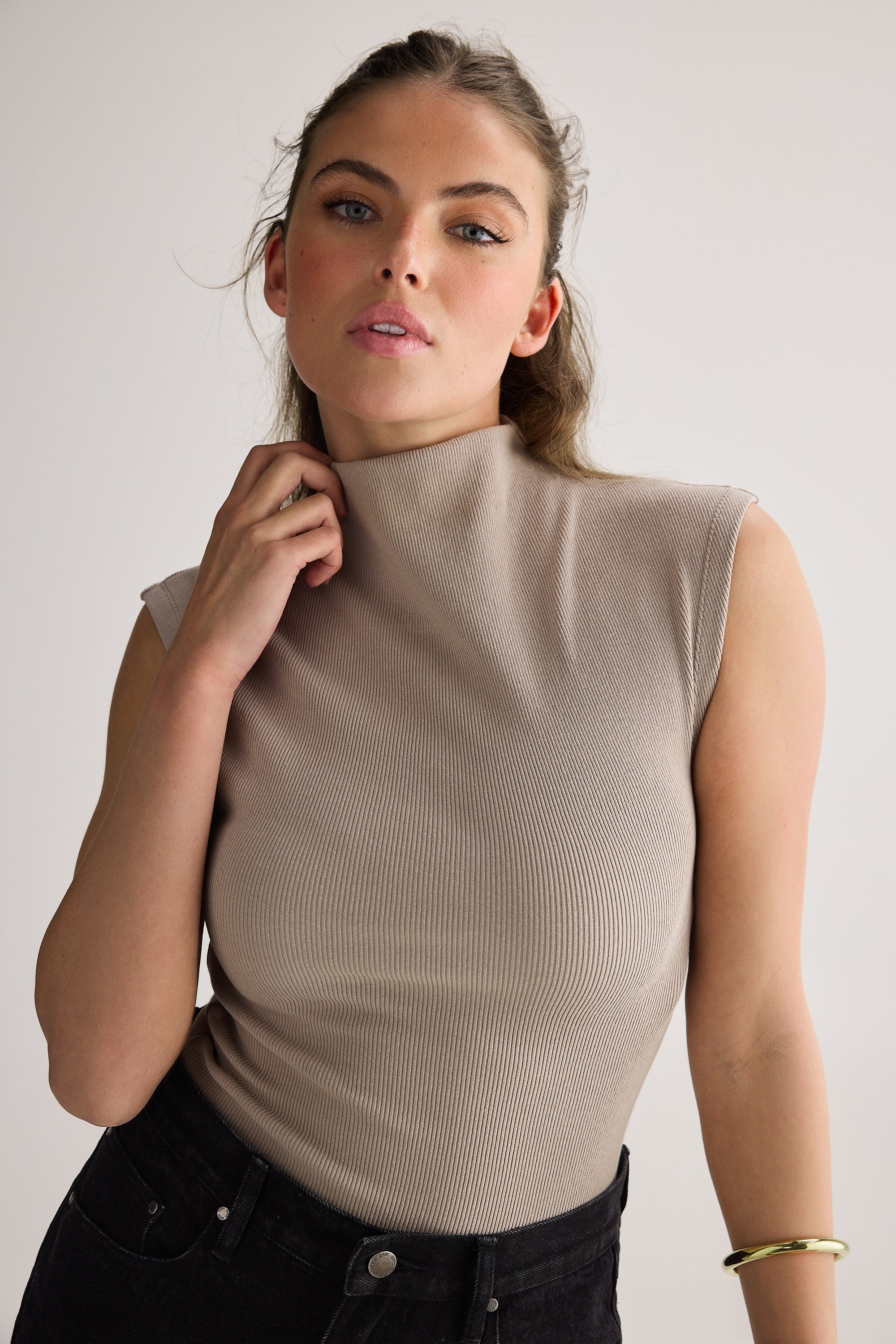 Liv High Neck Rib Top Taupe