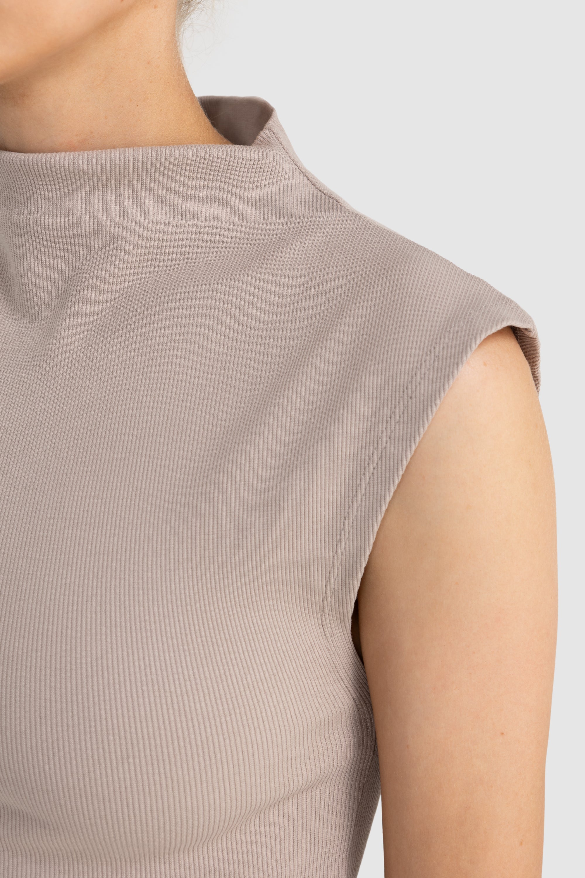 Liv High Neck Rib Top Taupe